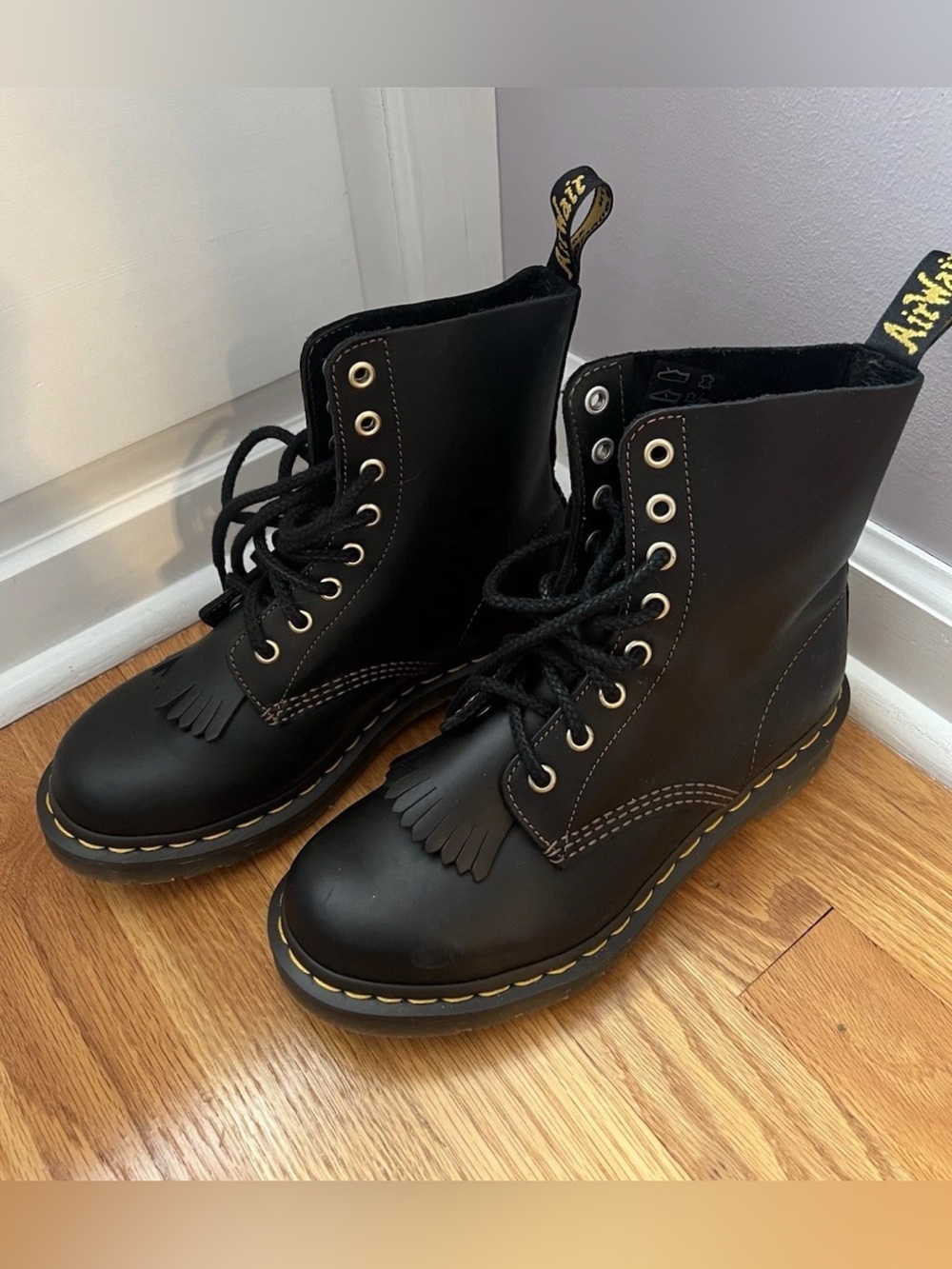 Dr. Martens Fringe Lace Up Combat Boot Women's  Size 7 Excellent Condition!